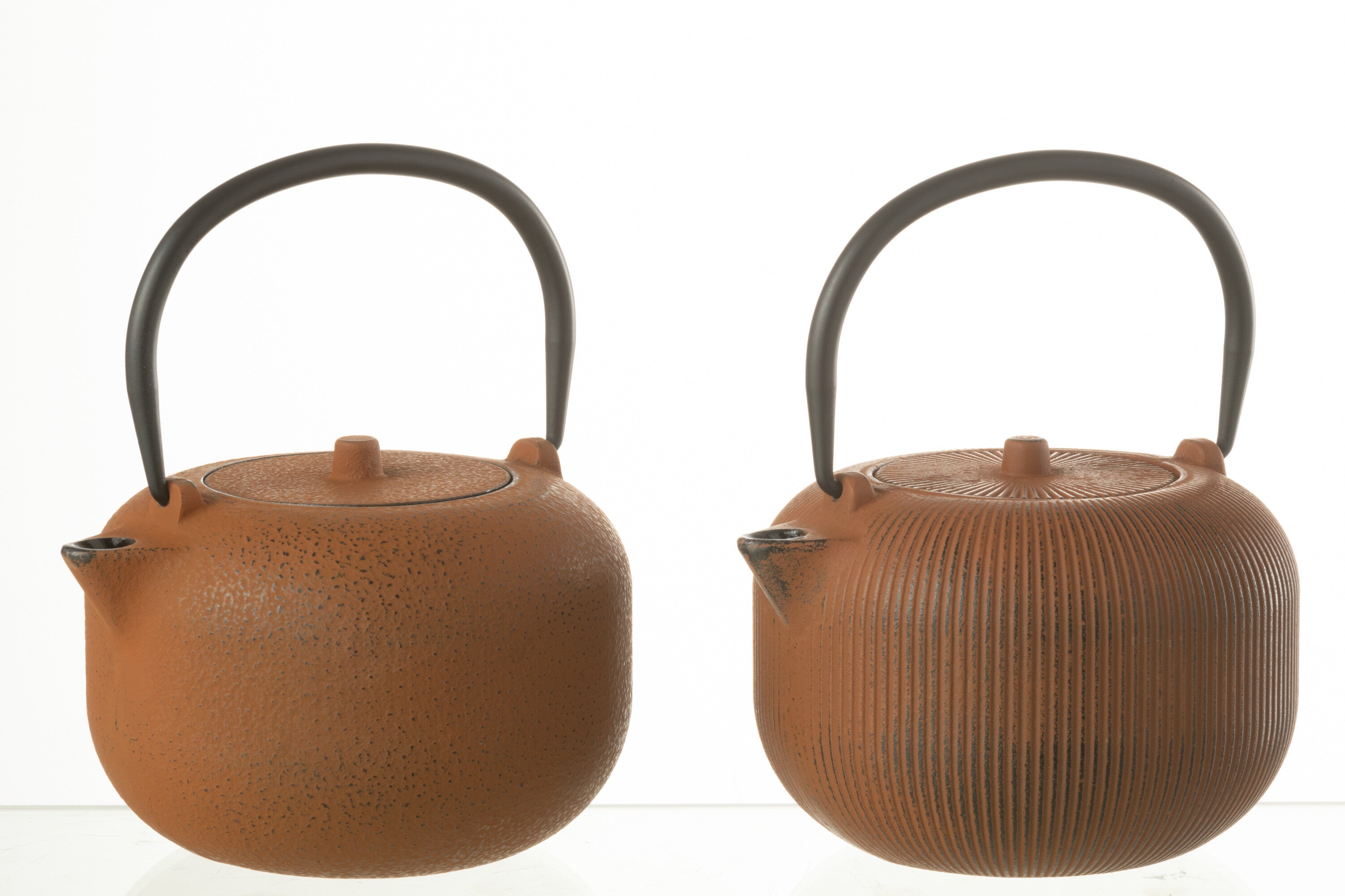 Doos van 1 theepot metaal bruin assortiment 2
