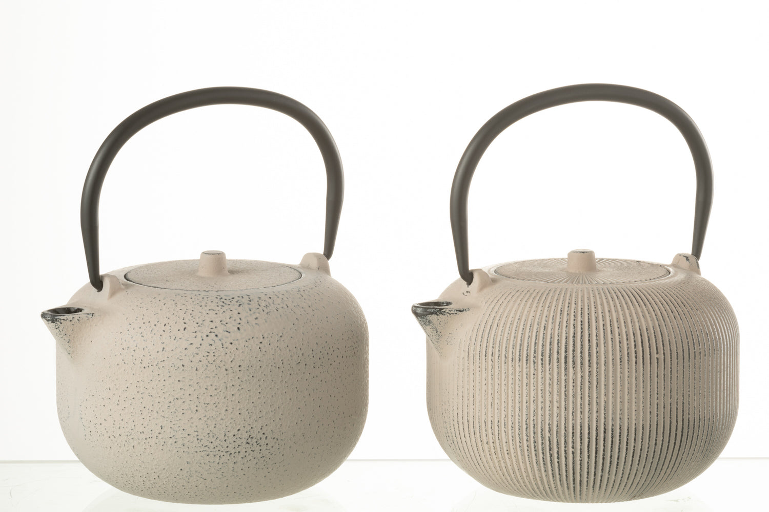 Doos van 1 theepot metaal beige assortiment 2