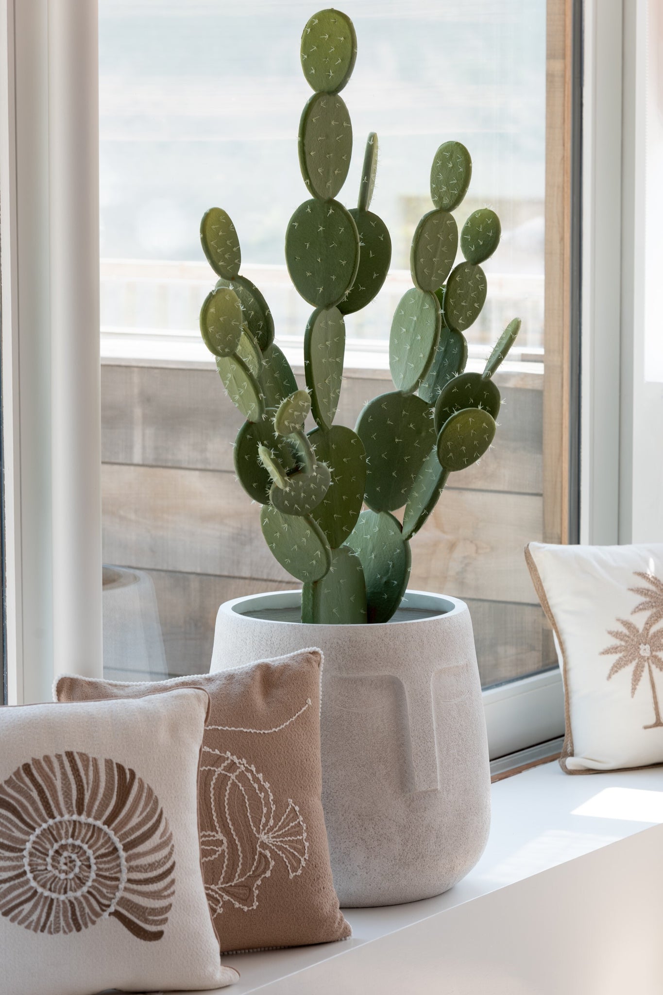 Set van 3 bloempotten Moai klei wit