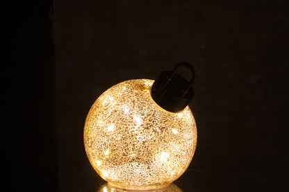 Kerstbal met LED-verlichting van glas in goudkleurig klein formaat.