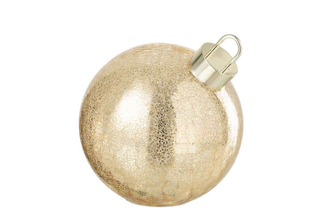 Kerstbal met LED-verlichting van glas in goudkleurig medium.
