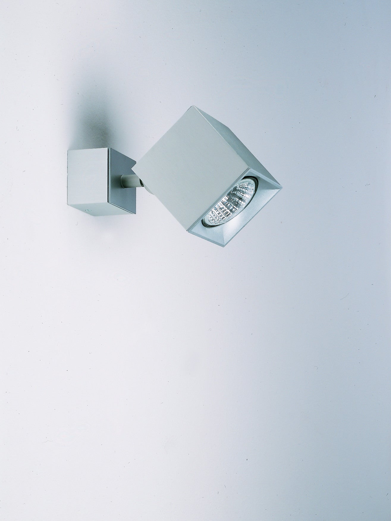 Dau 80 wand-/plafondlamp GU10 geborsteld aluminium
