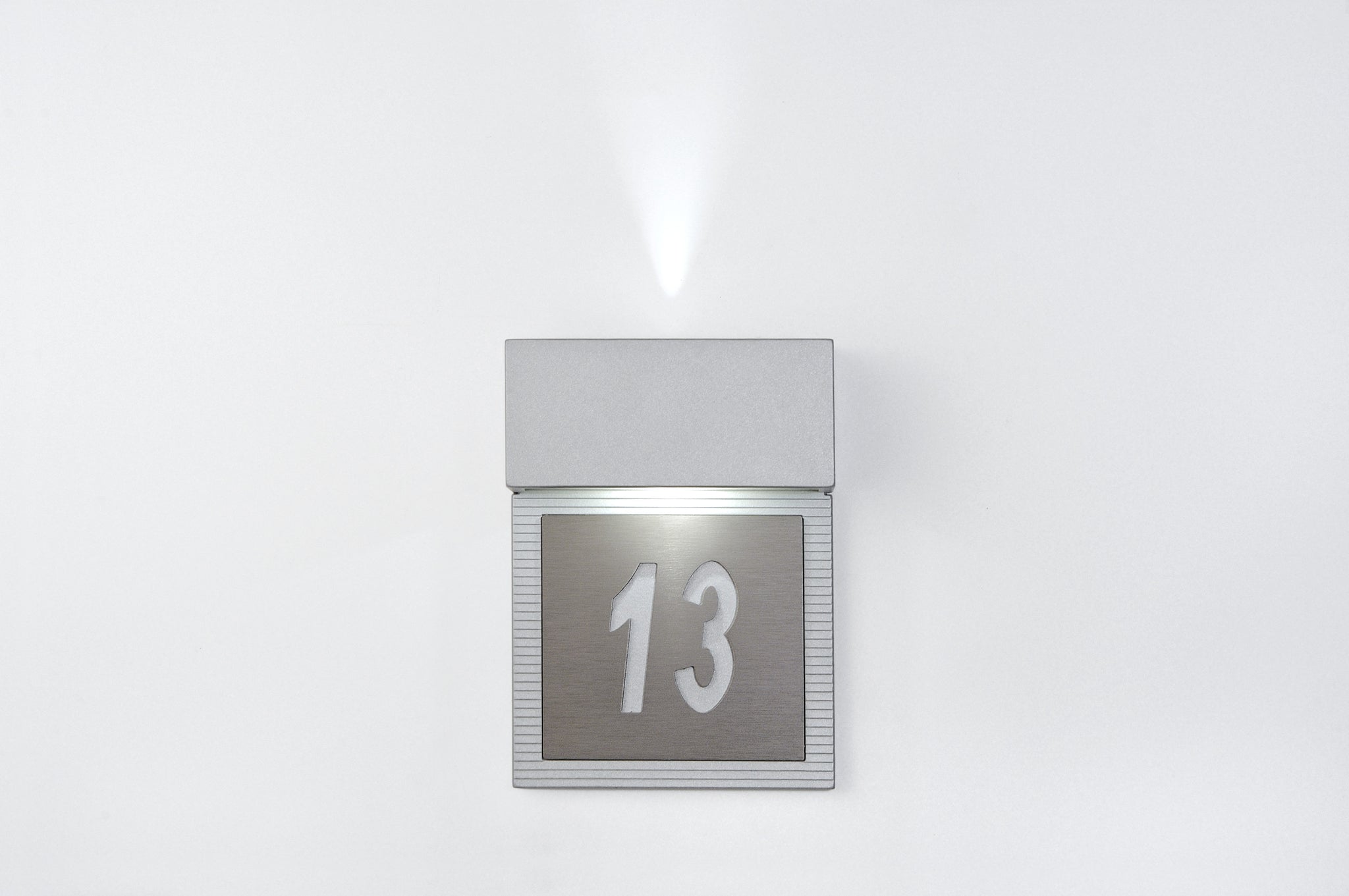 Mini wandlamp H.15 G9 met nummer, kleur nog te bepalen