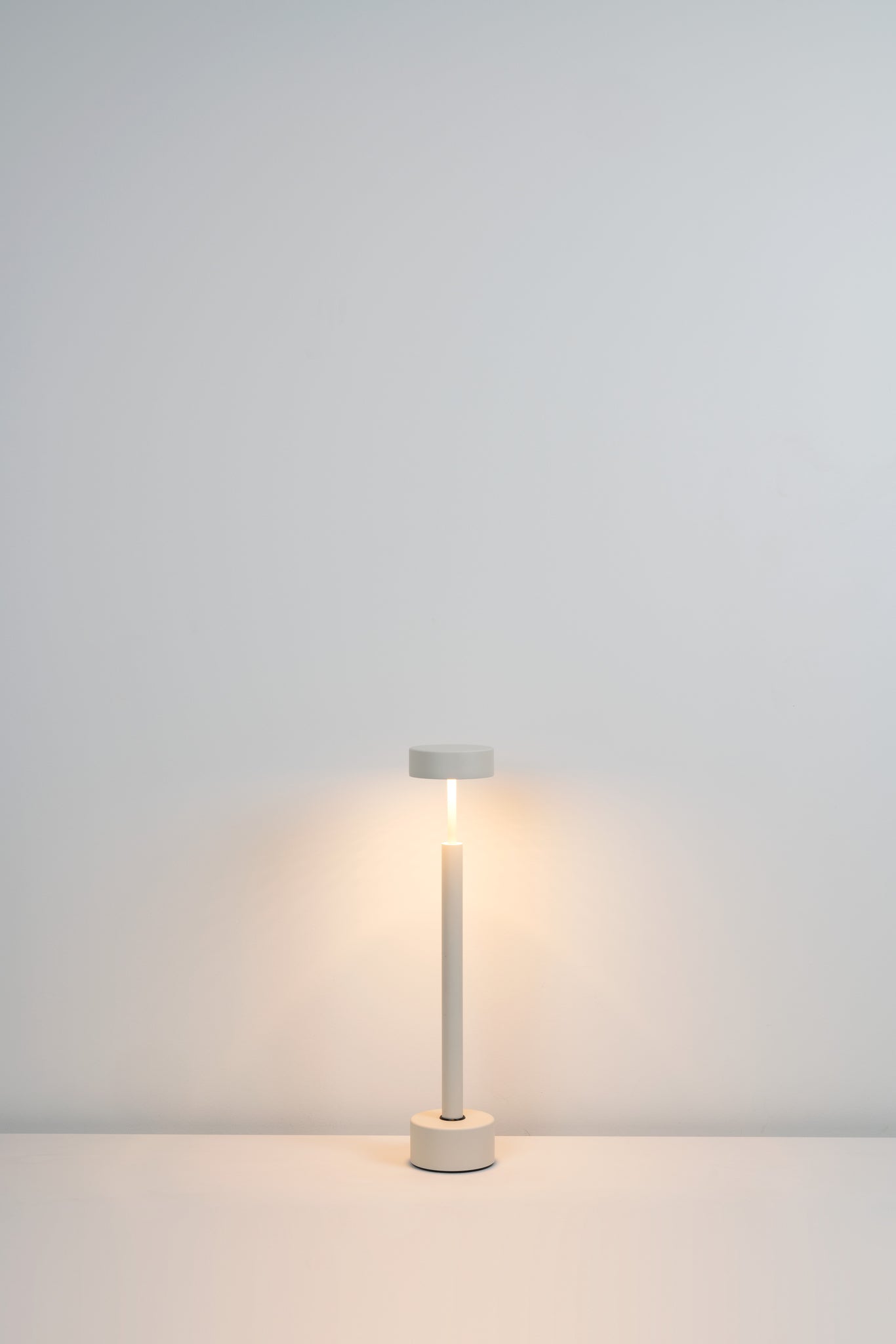 Peak tafellamp LED-printplaat, minkkleurig met structuur
