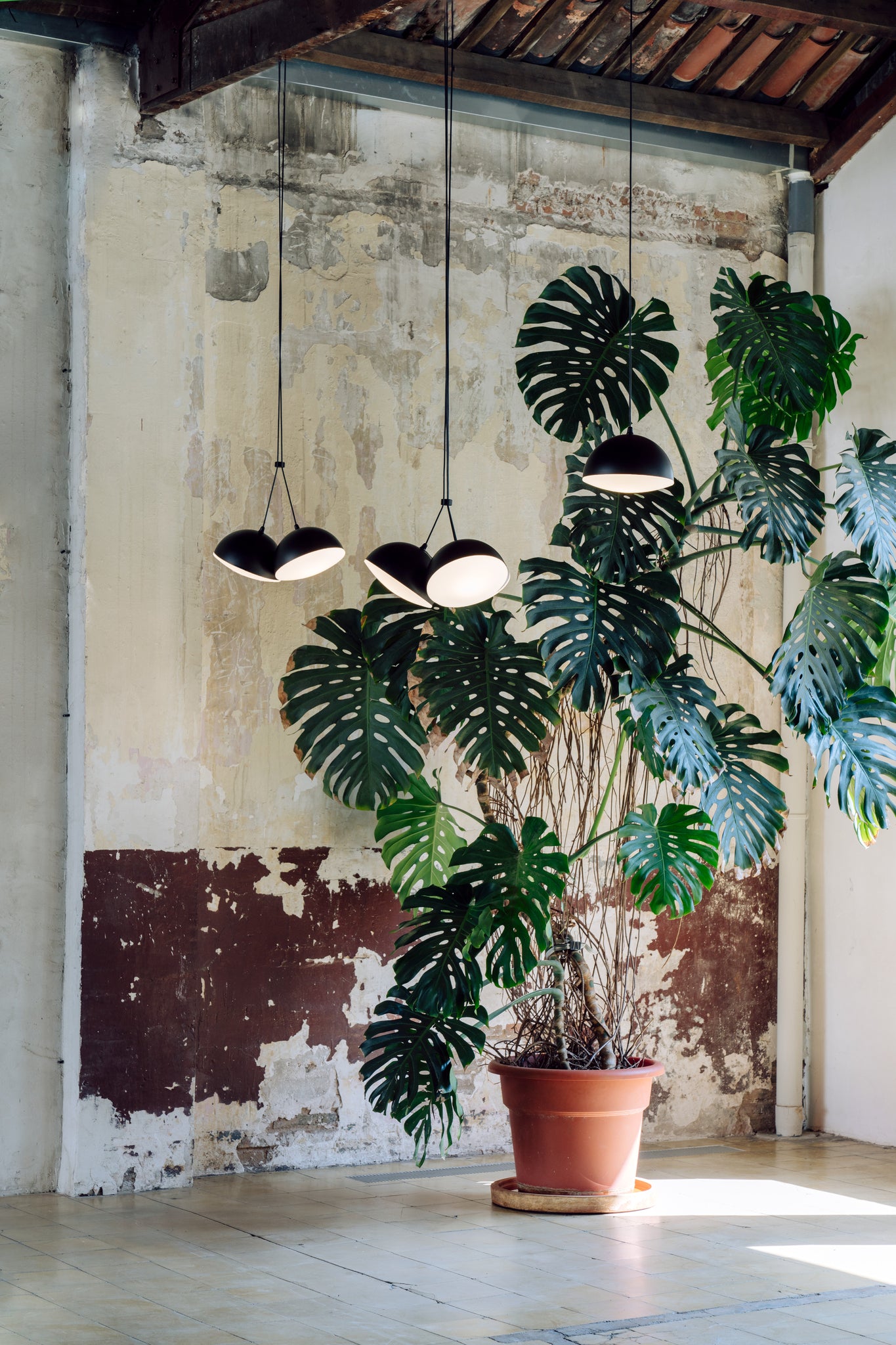 Nod hanglamp zwart met structuur