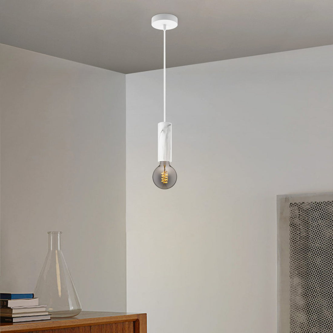 hanglamp Marmer Saga - G125 - dimbaar E27 rook