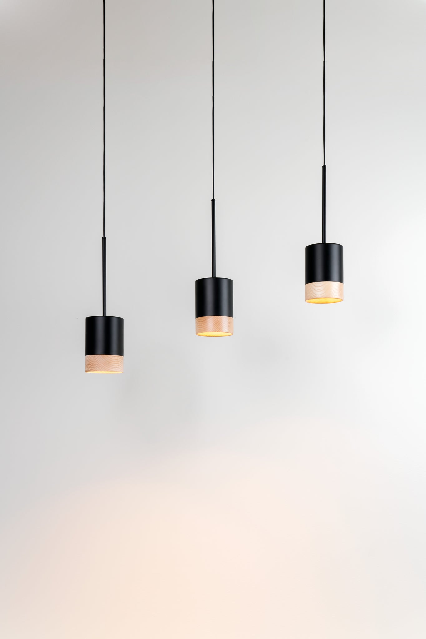 Third hanglamp GU10 gestructureerd zwart essenhout