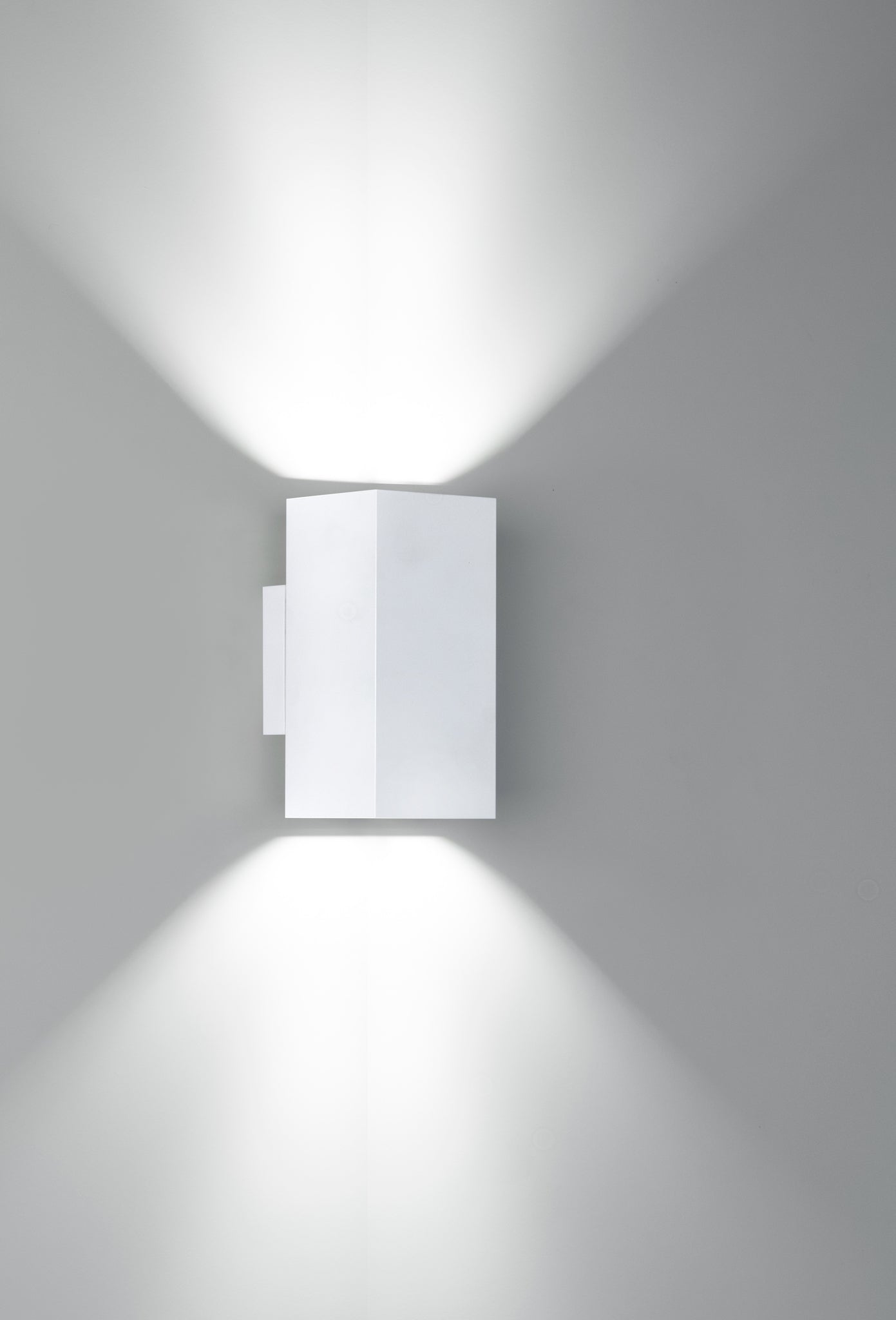Dau 80 Rechthoekige wandlamp 2 x LED DOB Gestructureerd wit