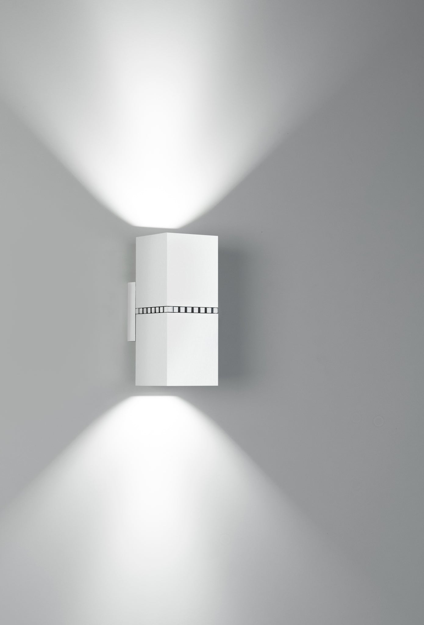 Dau 80 Rechthoekige wandlamp 2 x LED DOB Gestructureerd wit