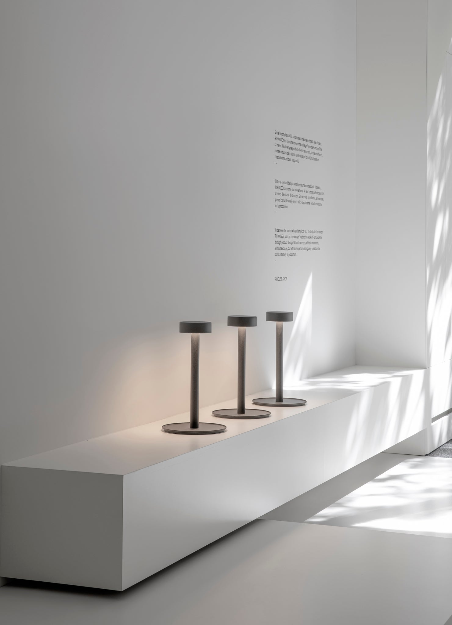 Peak Lane tafellamp LED-printplaat gestructureerd zwart