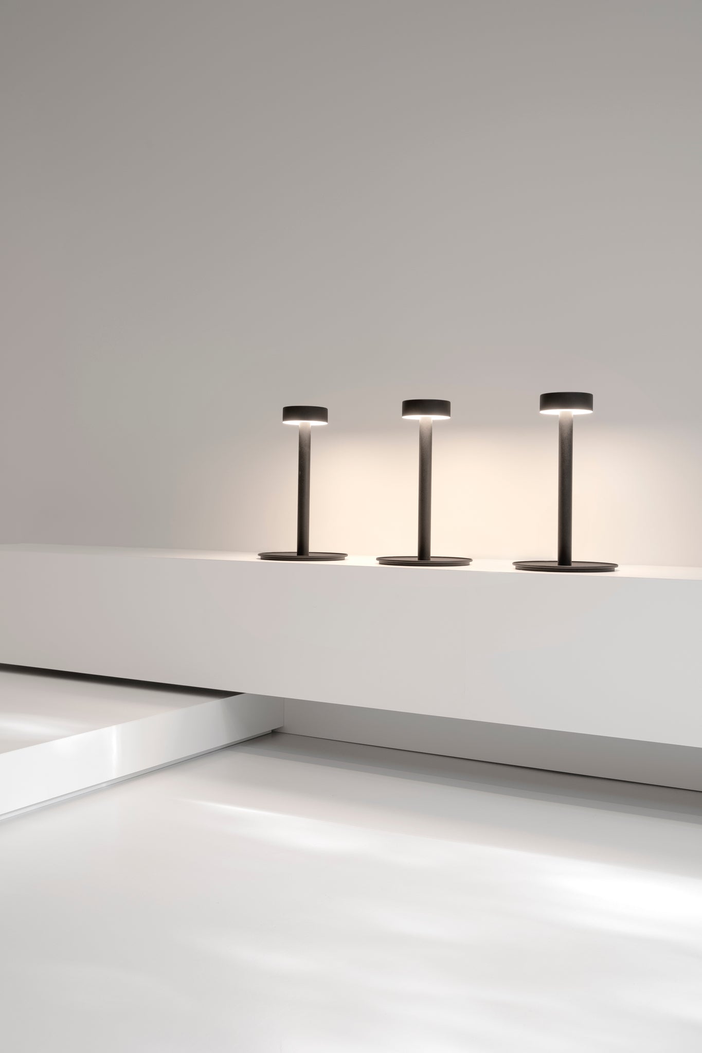 Peak Lane tafellamp LED-printplaat gestructureerd zwart