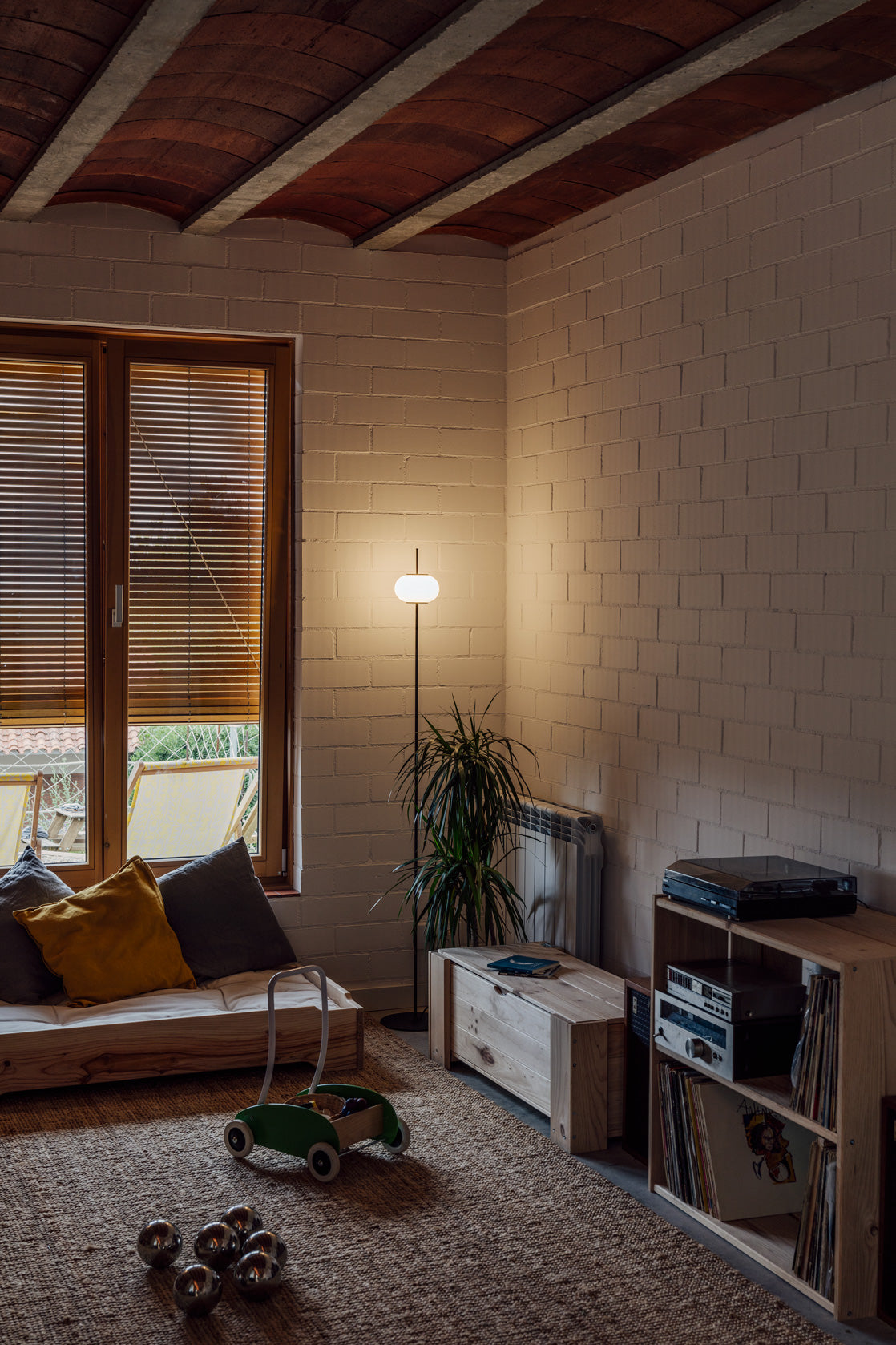 Astros vloerlamp 2 x G9 H. 160 cm gestructureerd zwart