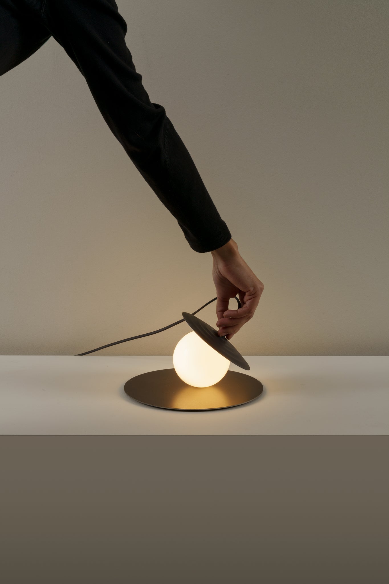 Symphony tafellamp G9 gestructureerd antracietgrijs
