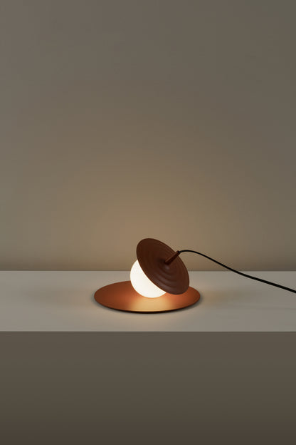 Symphony tafellamp G9 gestructureerd koper