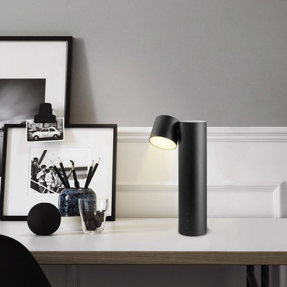 Lar Led Bureaulamp 5W Zwart - Lar Verstelbare