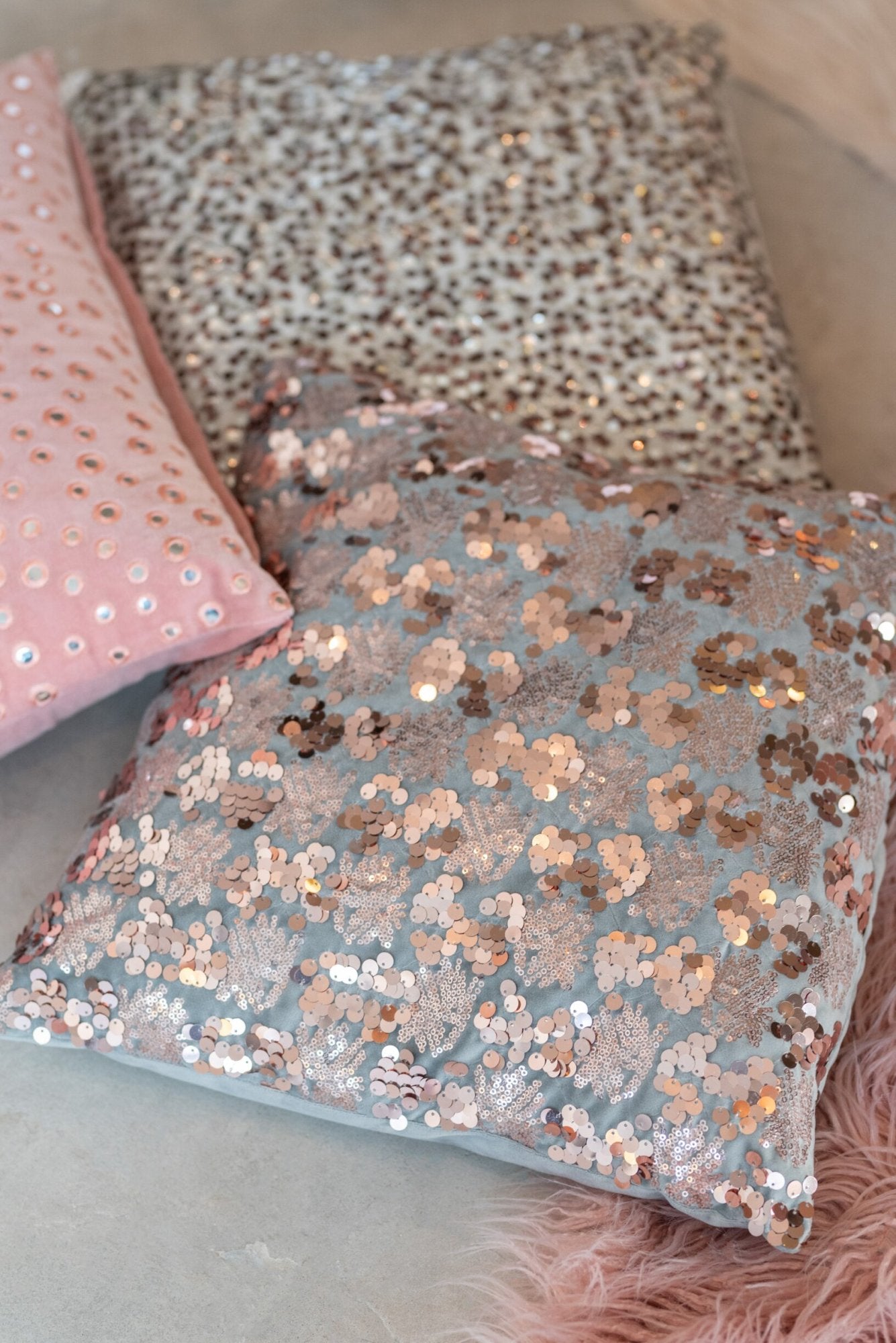 J-Line Kussen Paillet Velvet Grijs/Roze