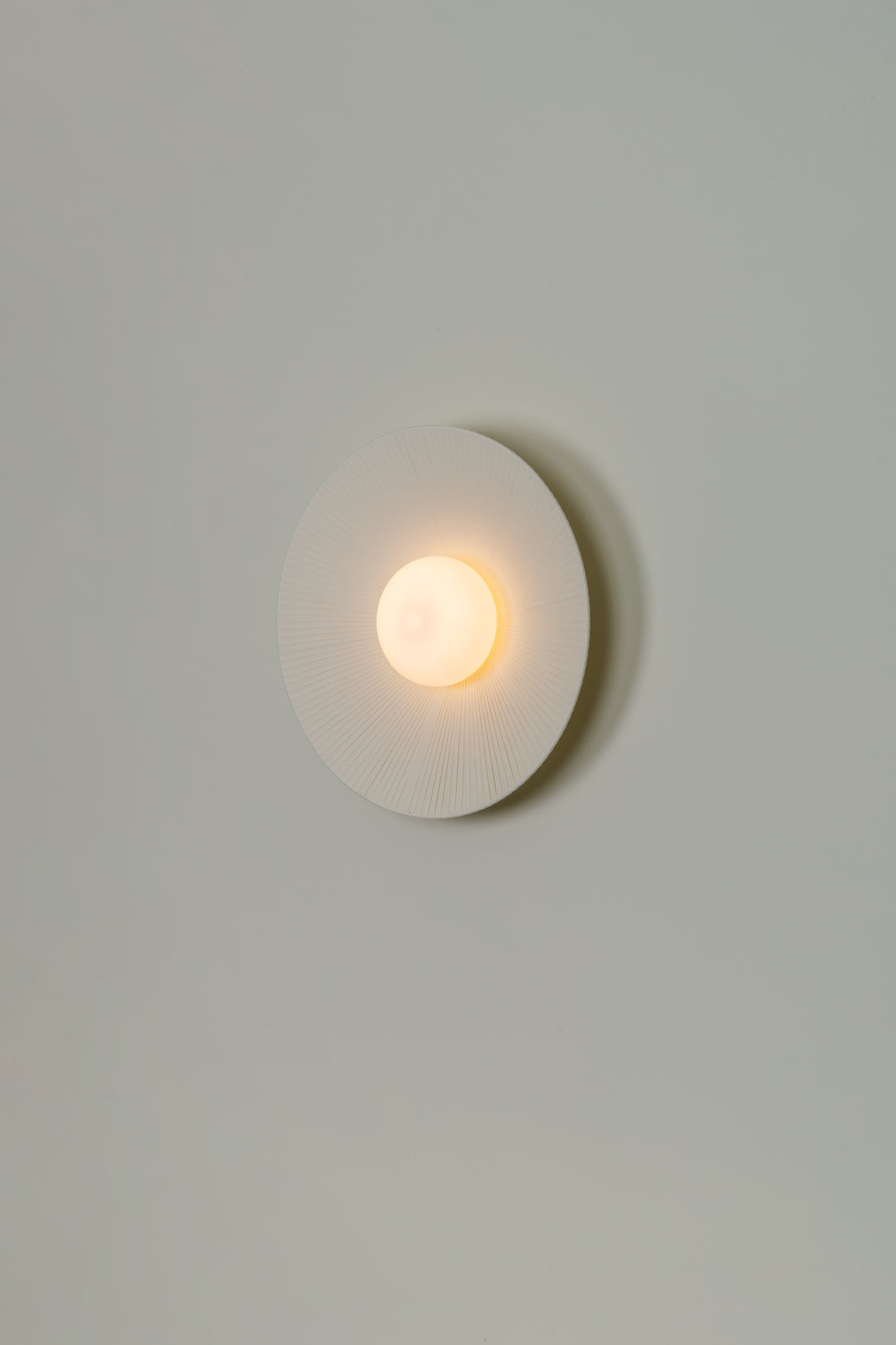 Arctic Circle Ribbon wandlamp crème 45 cm