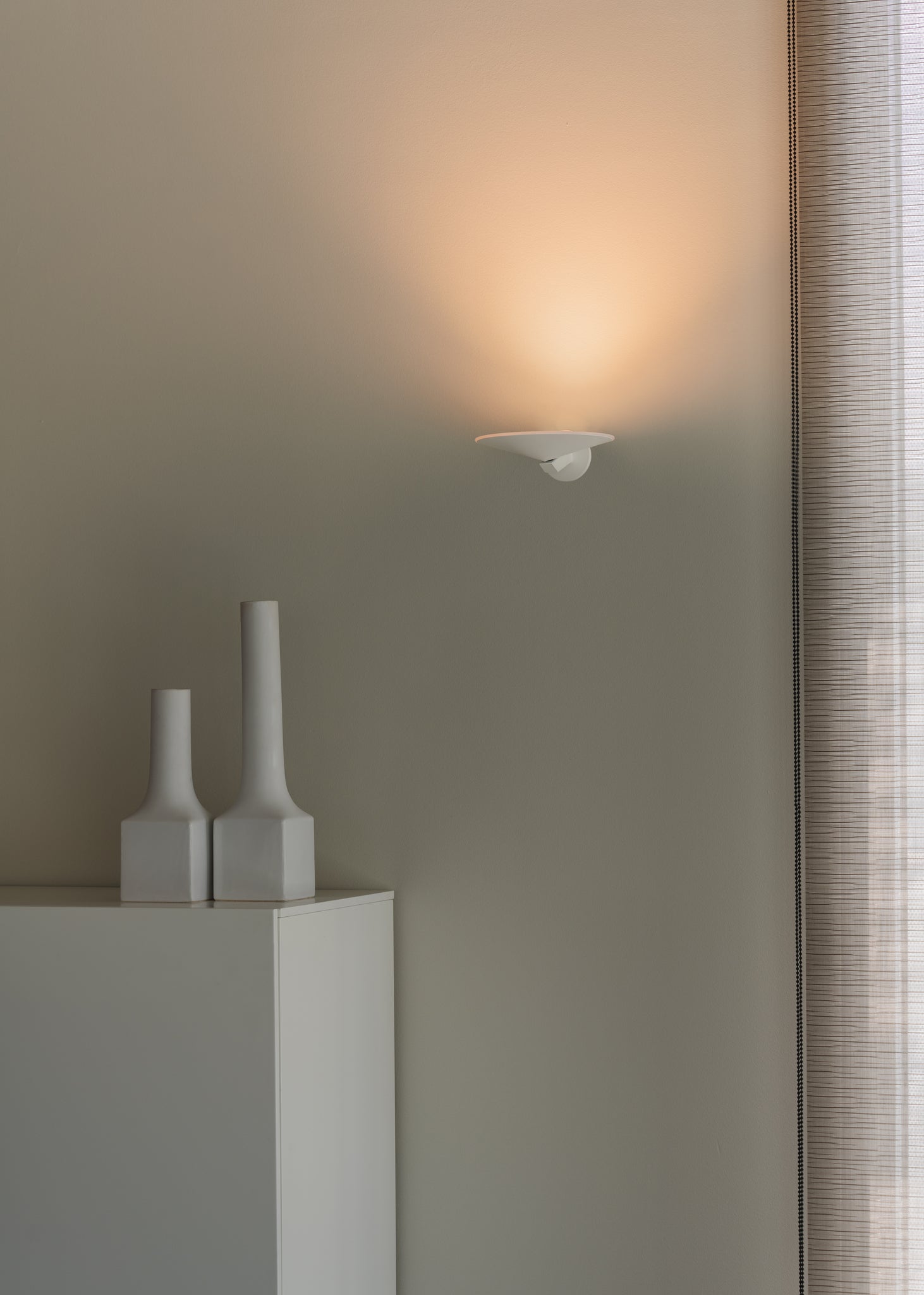 Pla wandlamp LED gestructureerd wit