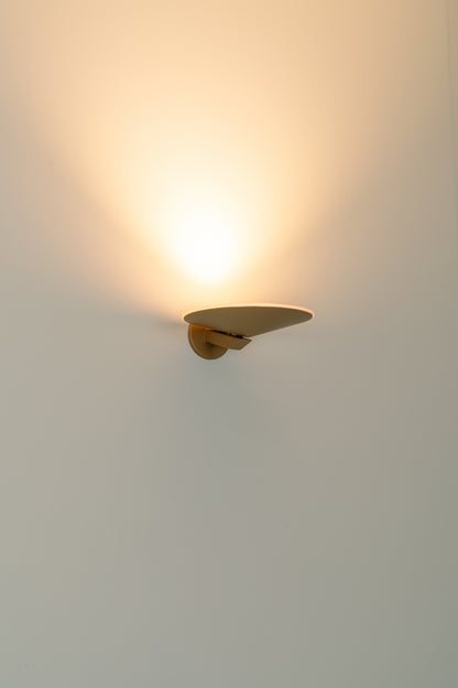 Pla wandlamp LED metallic goud