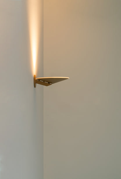 Pla wandlamp LED metallic goud