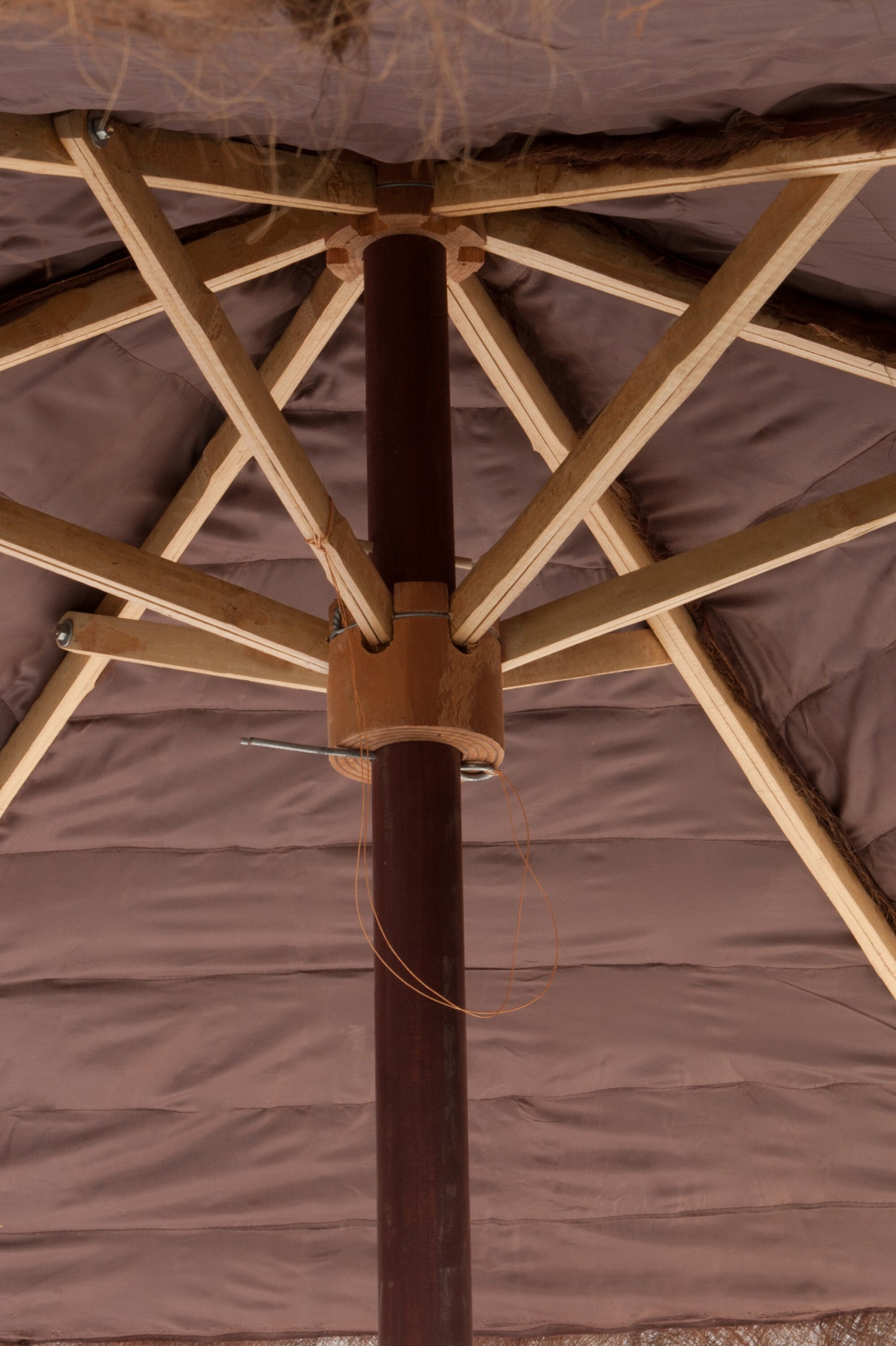 Parasol Cocoleaf Bruin Klein