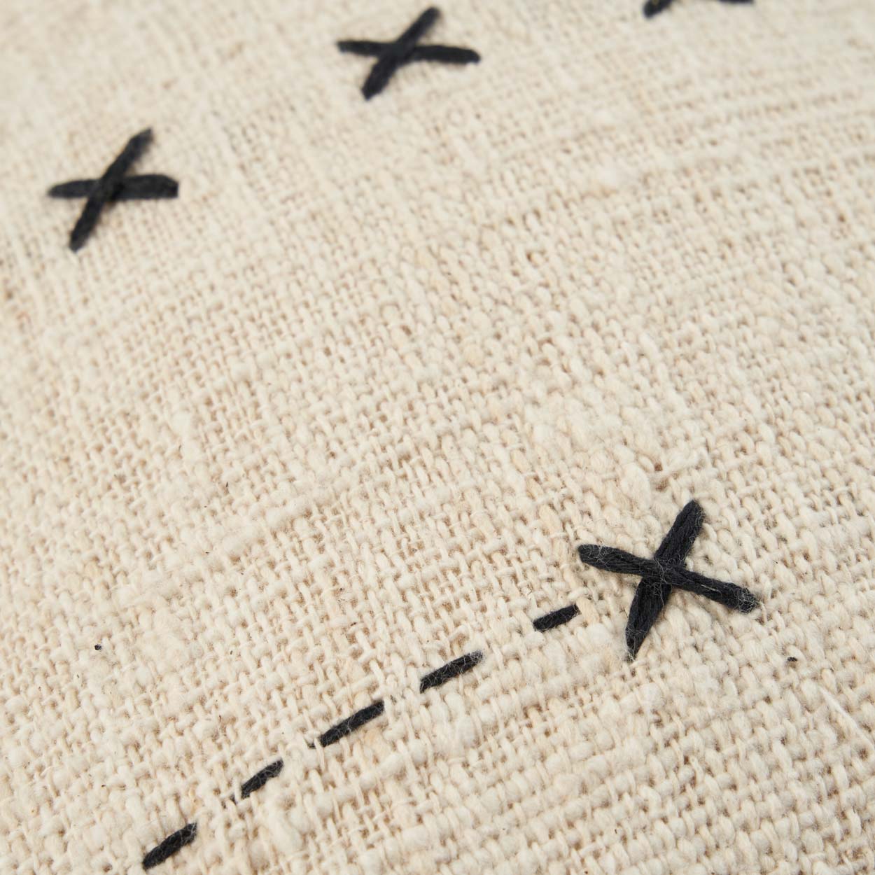 De Franse kus kussenhoes - Natuurlijk Zwart