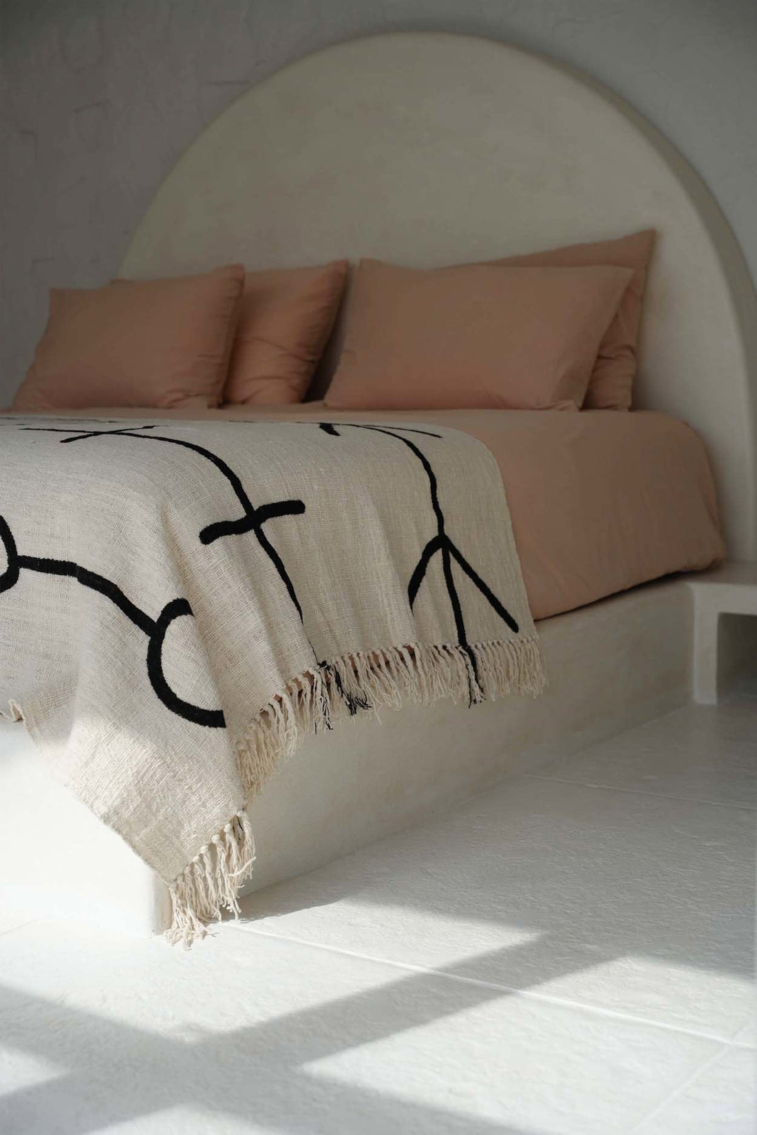 De Evil Eye Bed Throw - Natural Black
