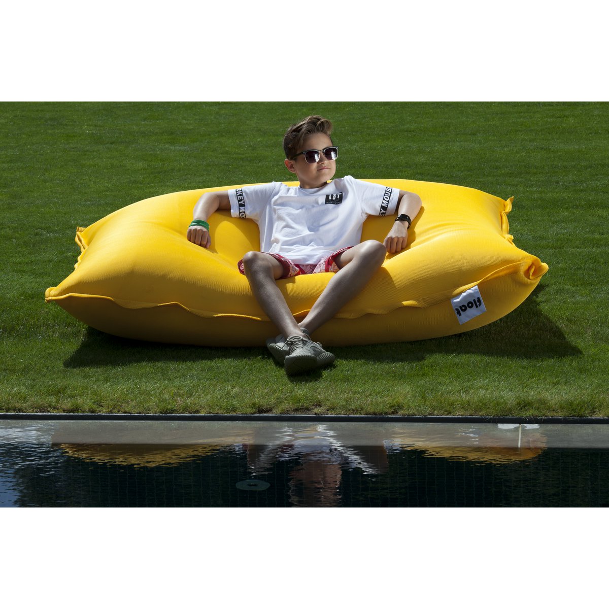 FLOAT BEAN BAG ZWEMBAD - geel