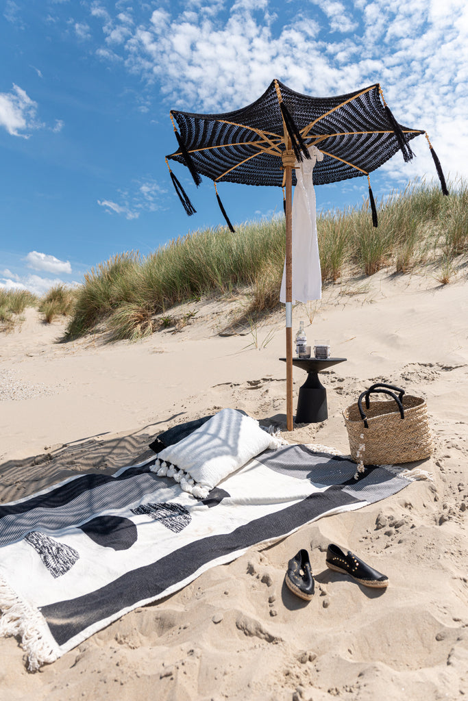 Strandtas met schelpen Zwarte handvatten Jute Natuur/Zwart Groot