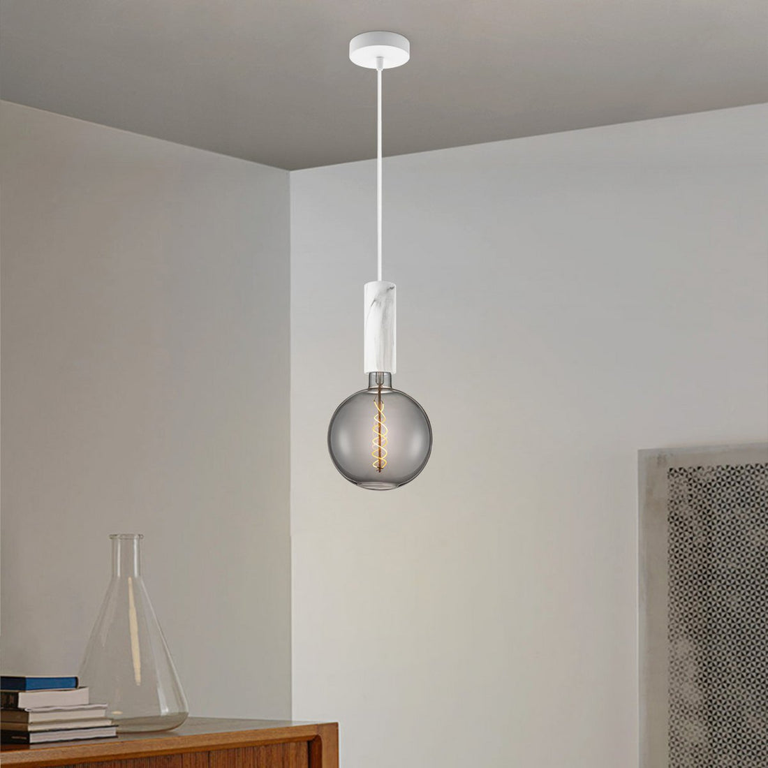 hanglamp Marmer Saga - G180 - dimbaar E27 rook