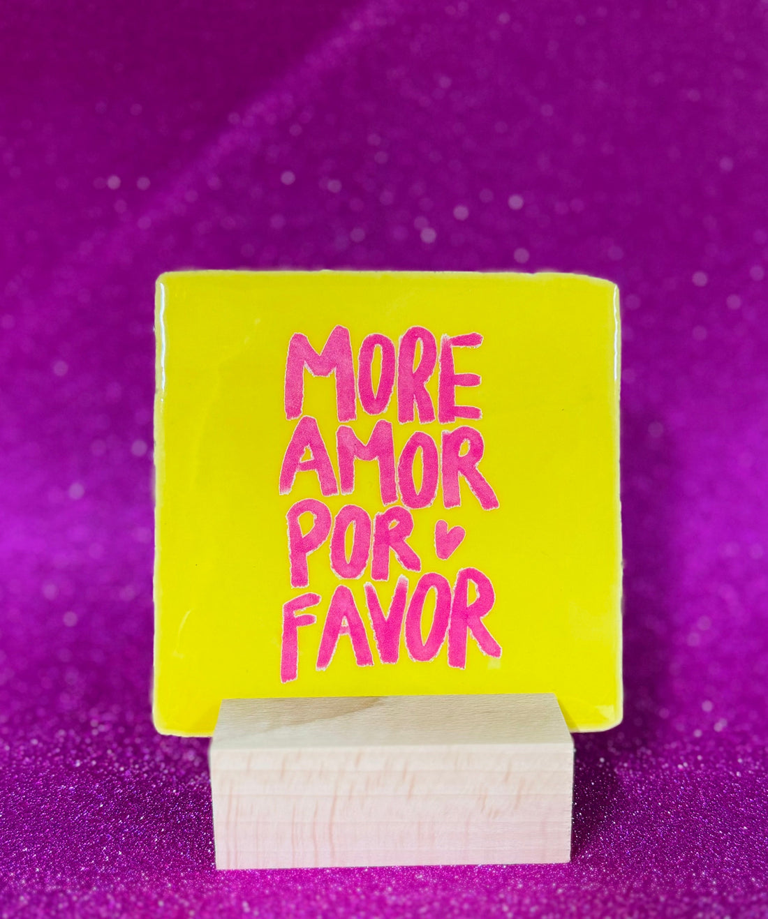 Label2X Tegeltje more amor por favor kleurrijk woonaccessoires homedecoratie