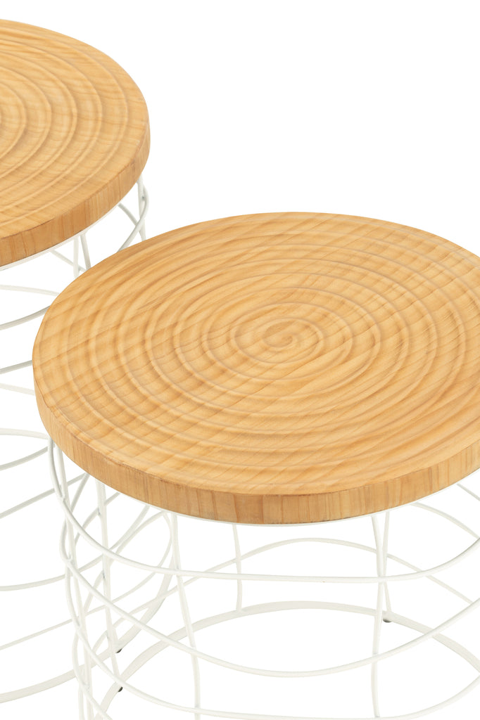 Set van 2 bijzettafels met snijwerk van ijzer/dennen hout natuurlijk/wit.